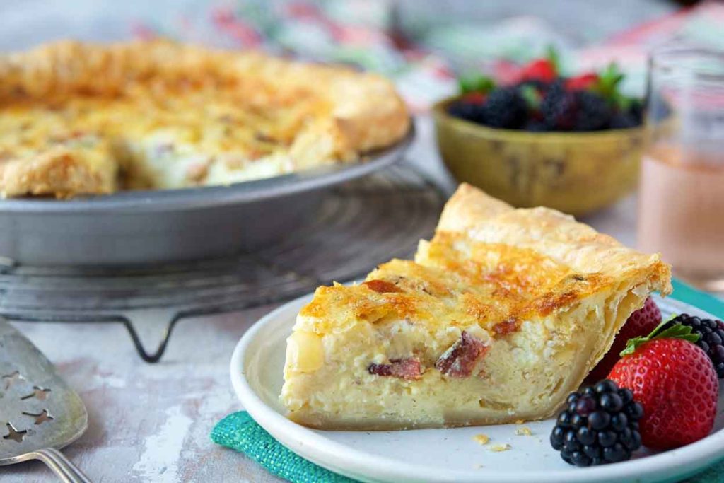 Simple Quiche with Fruit